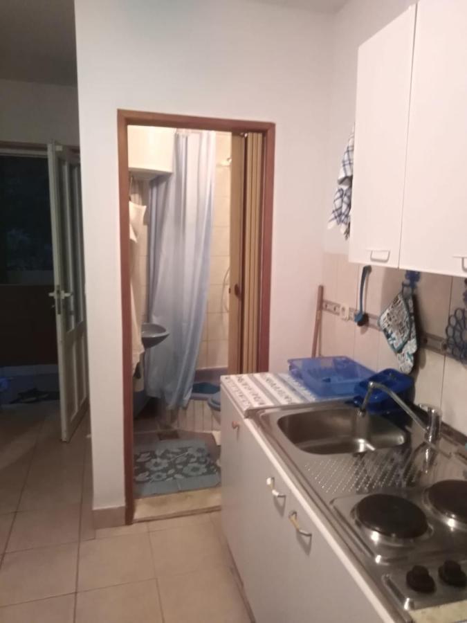 Apartmani Kunjasic Тръстеник Екстериор снимка