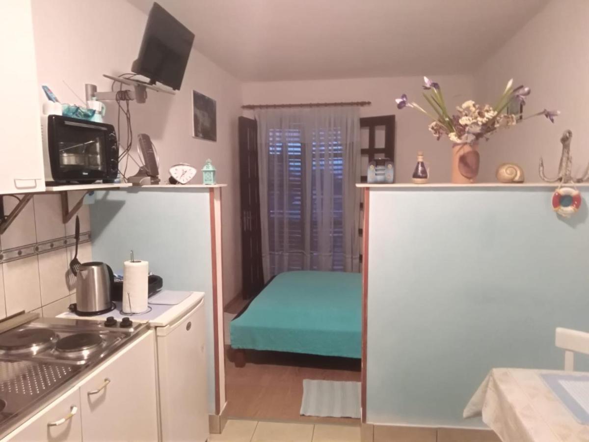 Apartmani Kunjasic Тръстеник Екстериор снимка