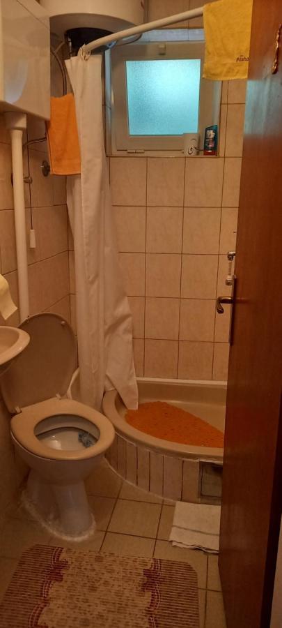 Apartmani Kunjasic Тръстеник Екстериор снимка